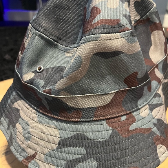Original use Camouflage bucket hat (one size fits all) - Picture 6 of 6